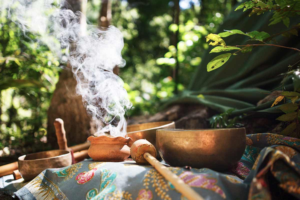 Gruppenkurs Schamanische Praktiken fürs Leben Meditation Saland